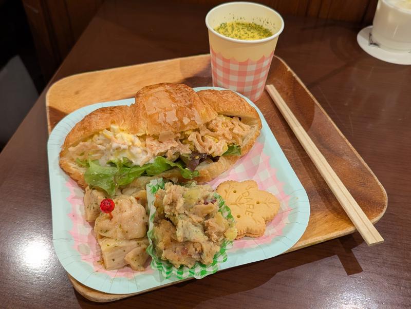 Featured image of post 紅葉かえでの birthday picnic party 🍁