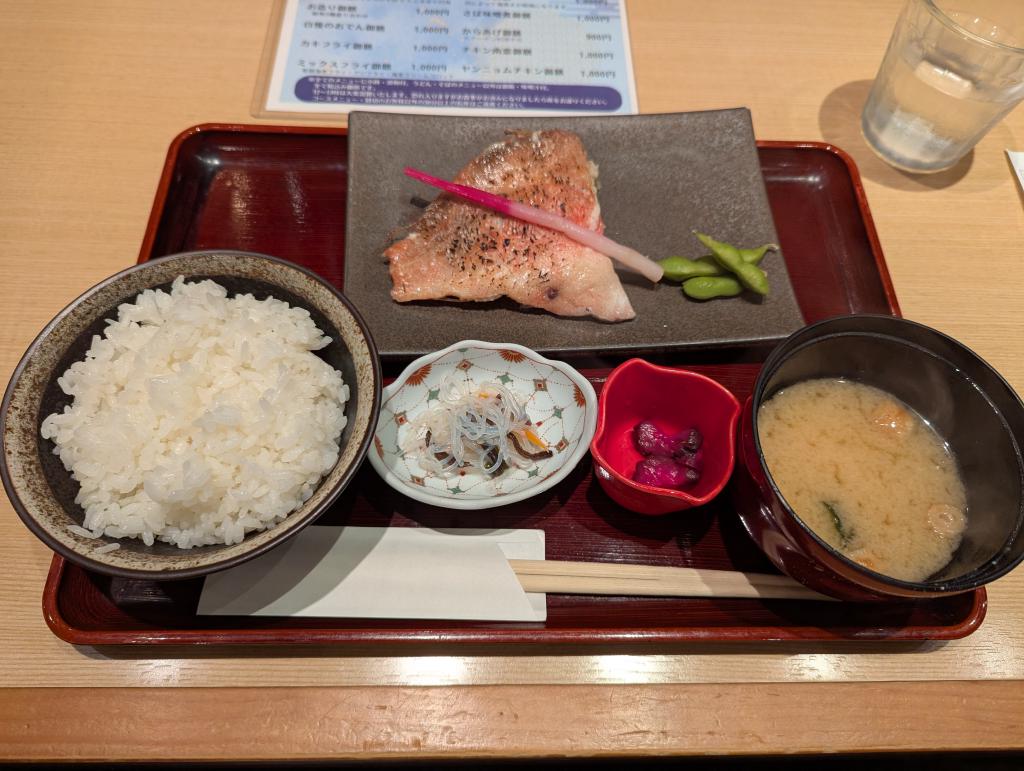 ニルギリ