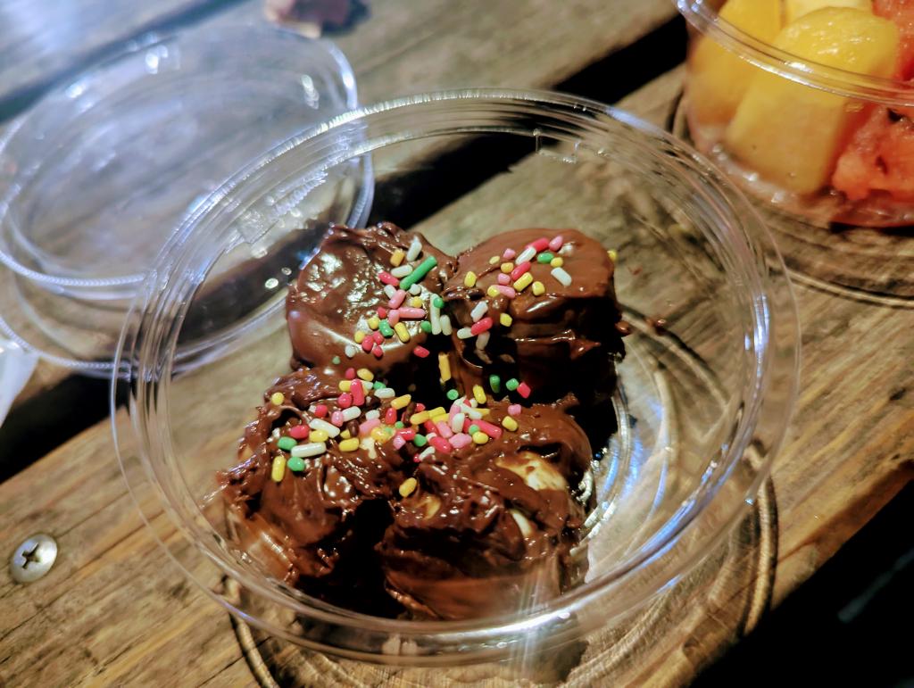 カラースプレーチョコバナナ🍫🍌