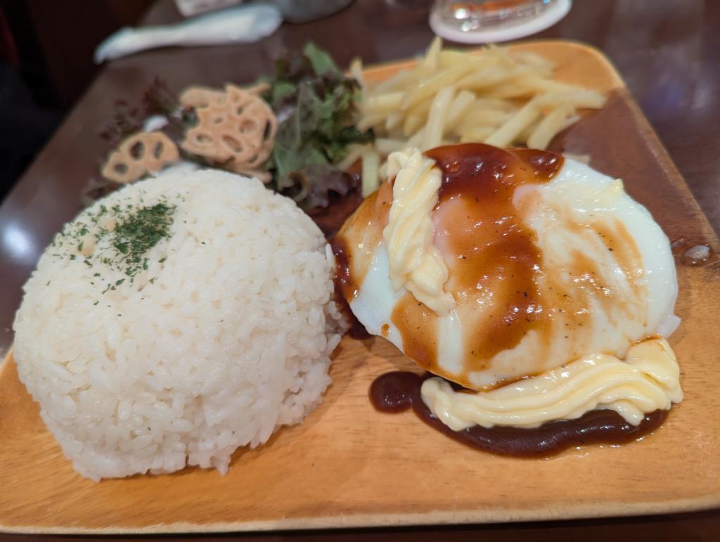 ハンバーグプレート+目玉焼き