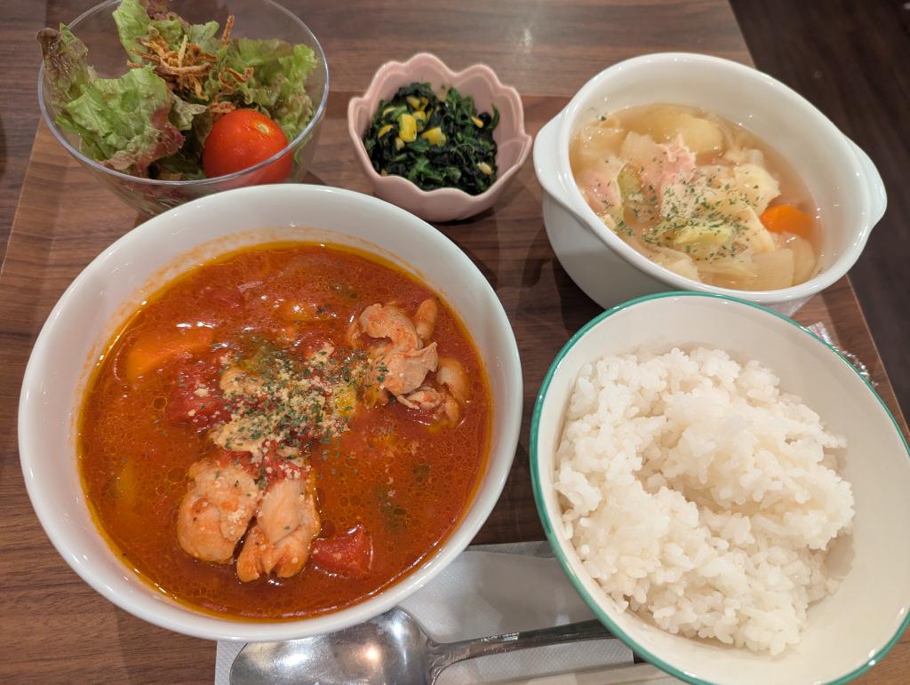 チキンのトマト煮込み