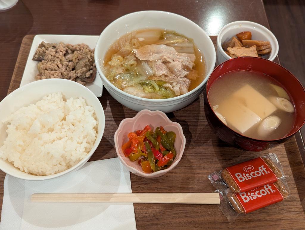 白菜と豚ばらの水炊き鍋定食