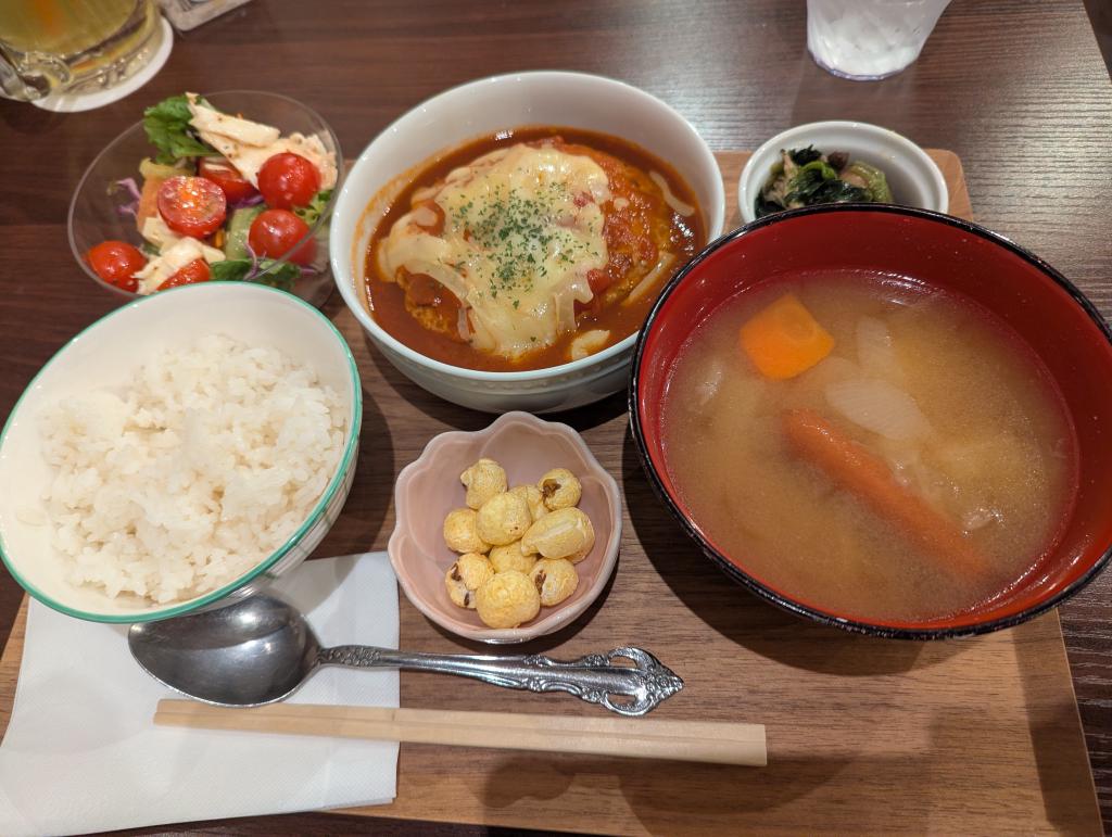 チーズトマトハンバーグ
