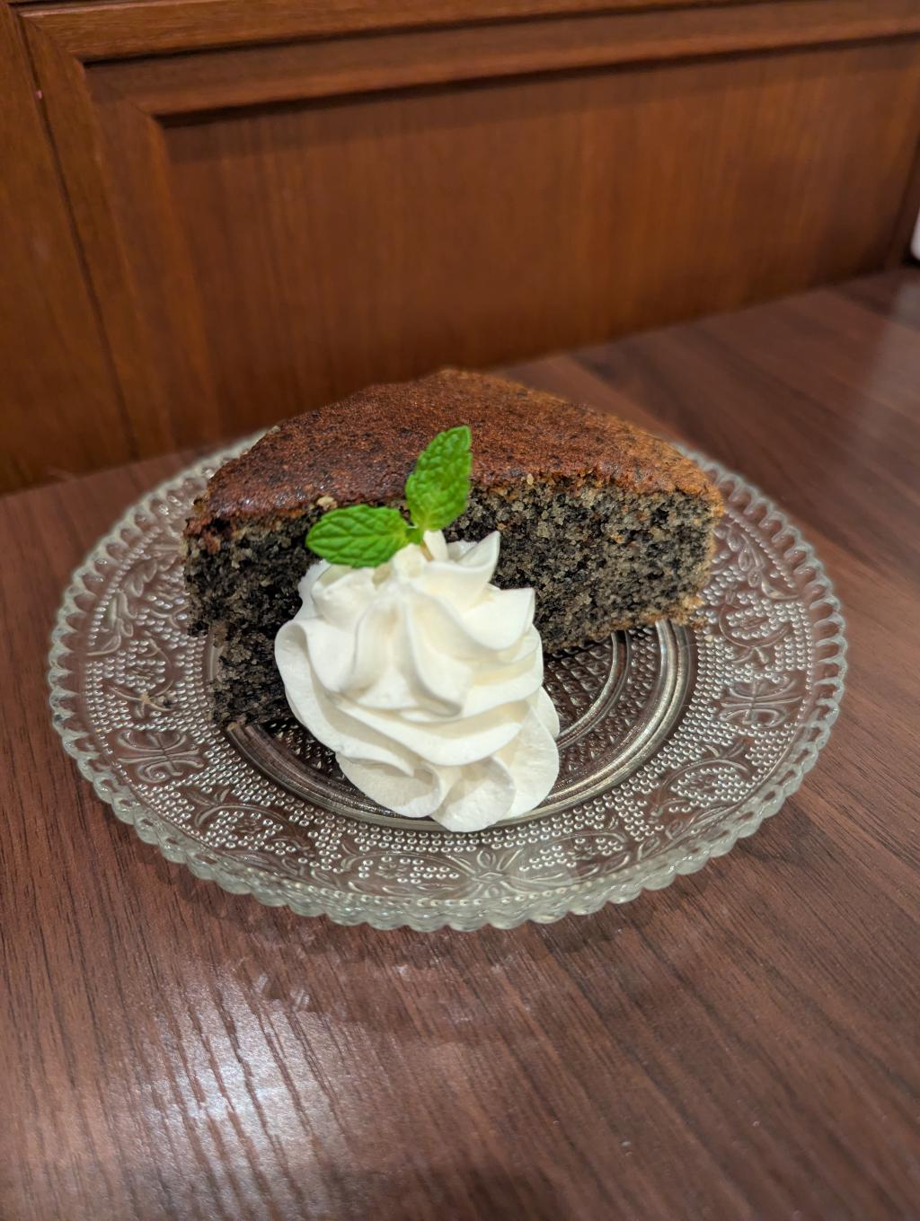 黒ゴマケーキ