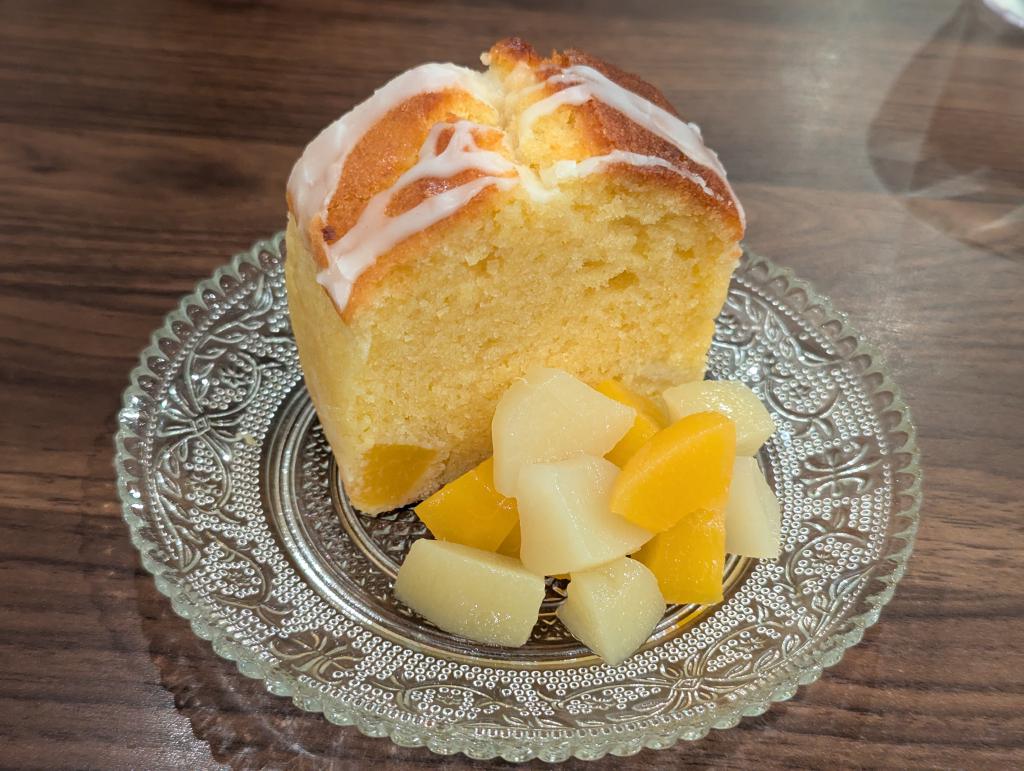 桃のパウンドケーキ