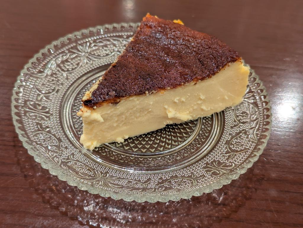 バスクチーズケーキ