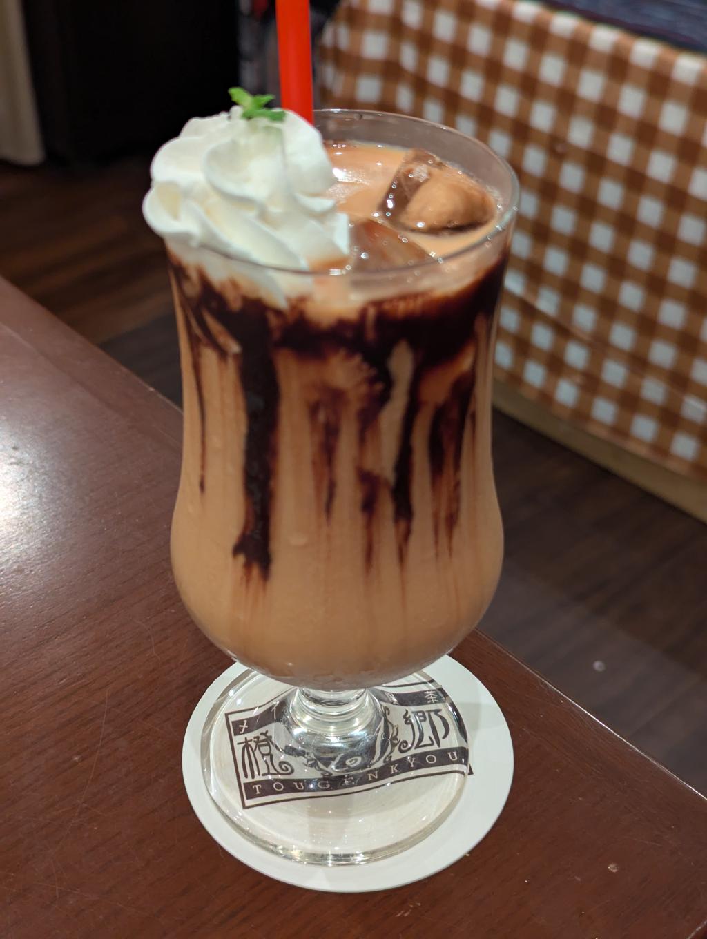 いちごロイヤルミルクティー