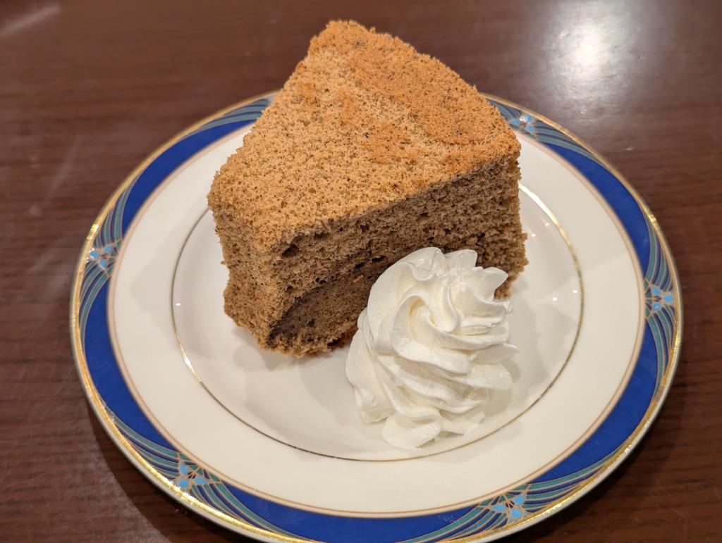ほうじ茶シフォンケーキ