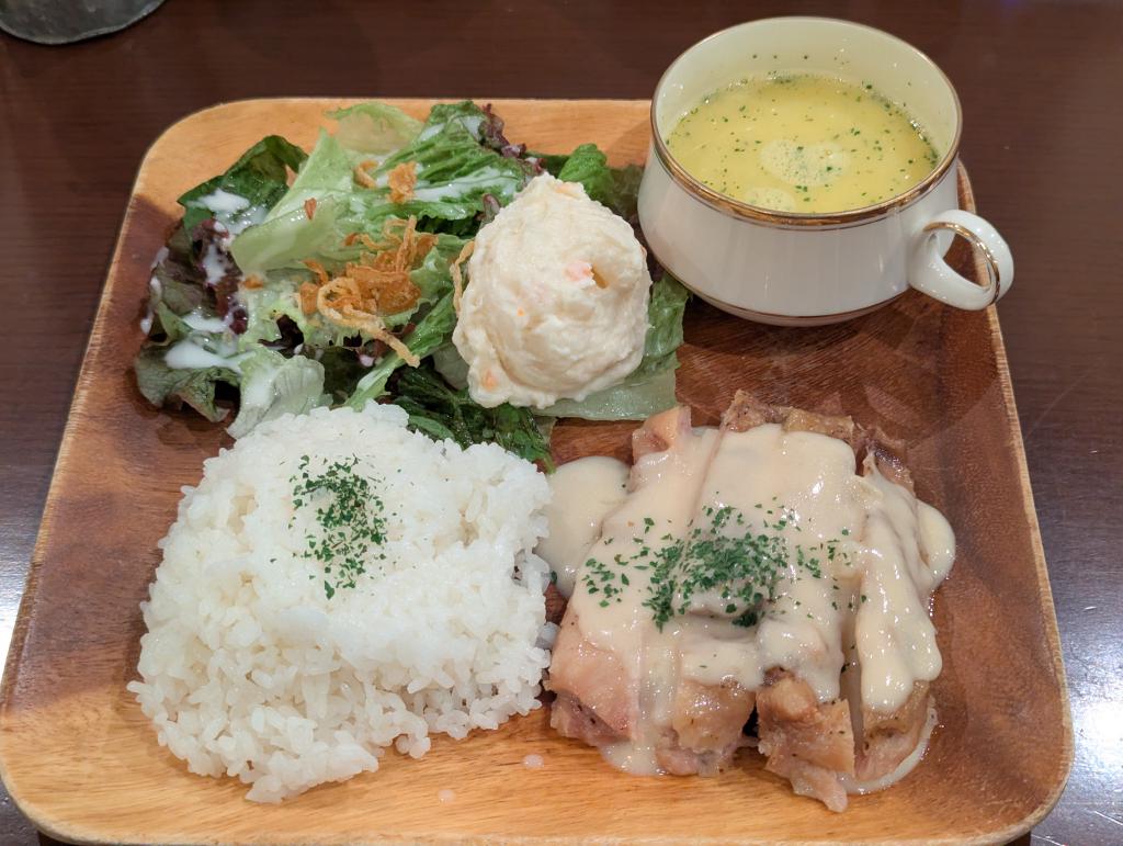 純白のチキンプレート
