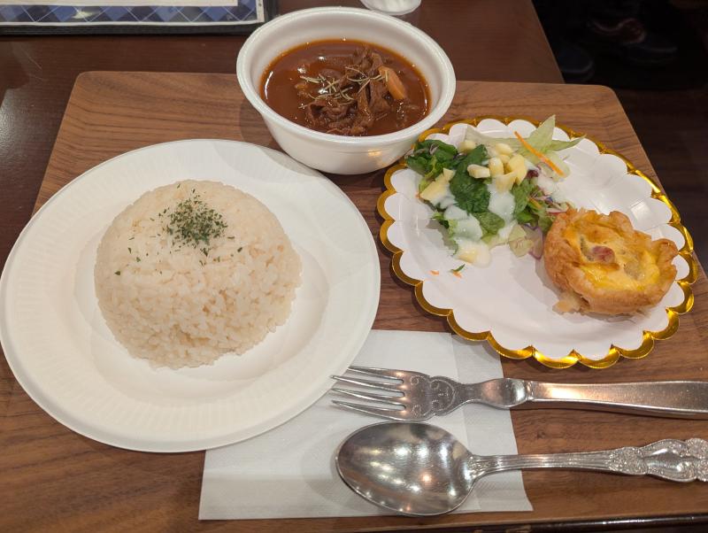 Featured image of post TOUGENKYOU Classical Cafe